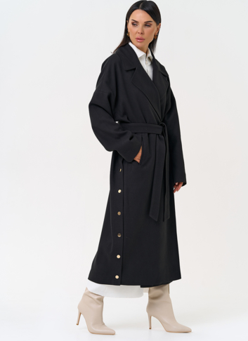 Женское пальто черного цвета с функциональными кнопками