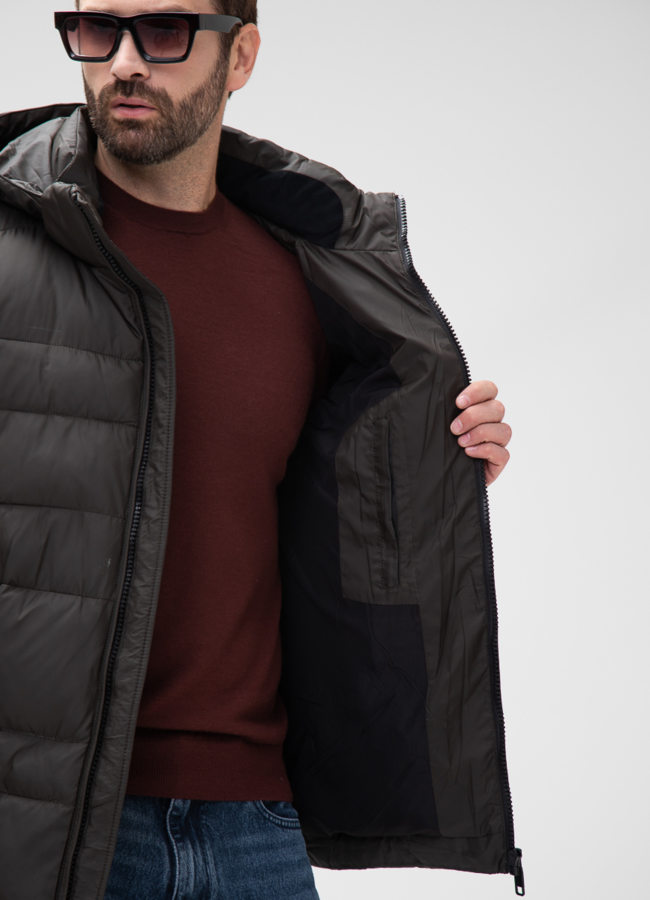 Мужской пуховик с капюшоном  модель № 28873 универмаг малина