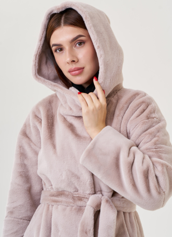 Пальто из искусственного меха