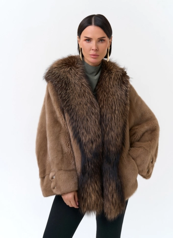 Куртка из норки с отделкой из меха чернобурки 
