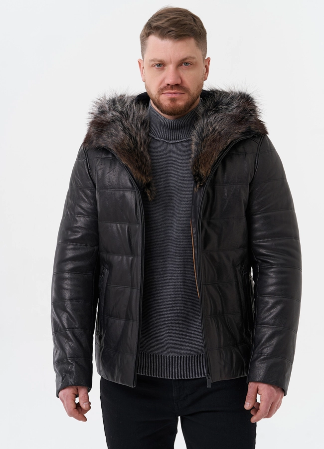 Пуховик из натуральной кожи с капюшоном из меха енота модель № 25455 универмаг малина
