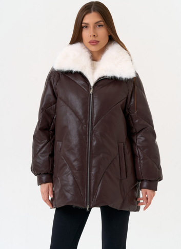 Женский пуховик из эко кожи коричневого цвета