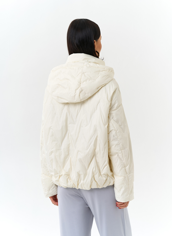 Женская куртка с капюшоном 