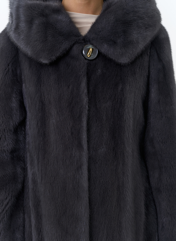 Норковая шуба годе/балетка в роспуск с капюшоном цвета графит