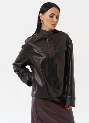 Женская кожаная куртка без воротника