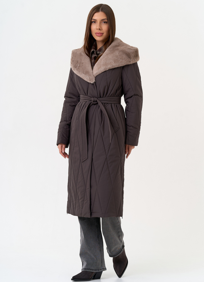 Женское пальто с капюшоном из эко меха модель № 31607 меха малина