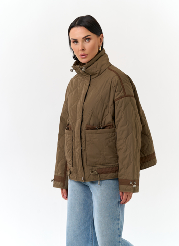 Женская куртка с воротником стойкой