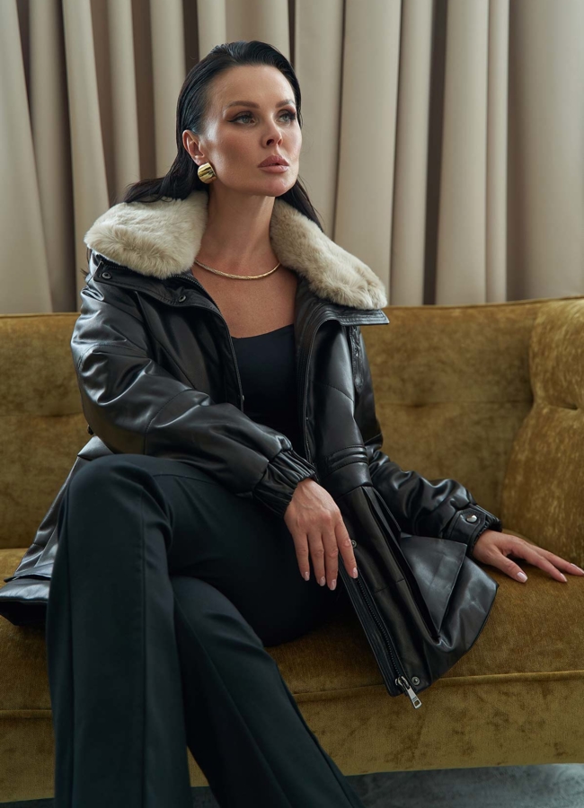 Пуховик из натуральной кожи с отделкой из меха кролика модель № 25381 универмаг малина