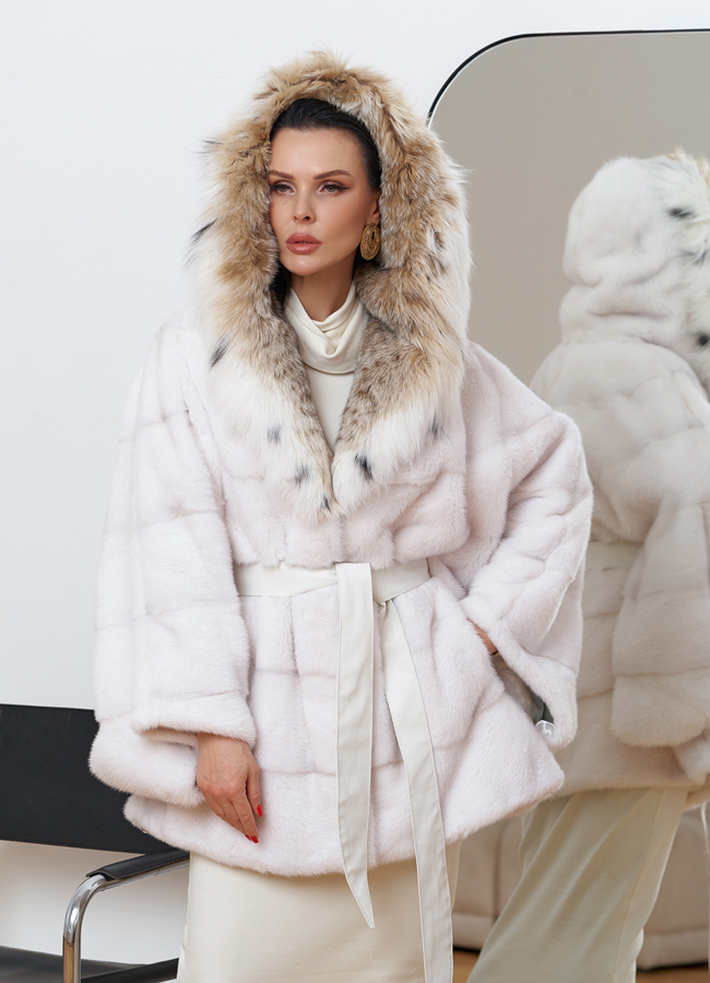 Короткая светлая шуба с рысью модель № 29122 универмаг малина