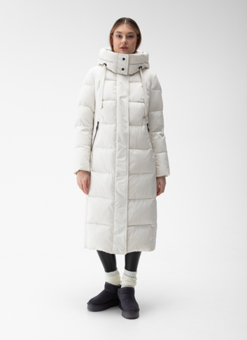 Женский пуховик с капюшоном 