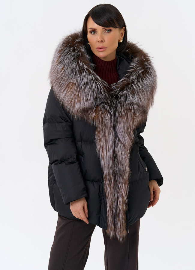 Женский пуховик с отделкой из меха блюфрост модель № 29488 меха малина